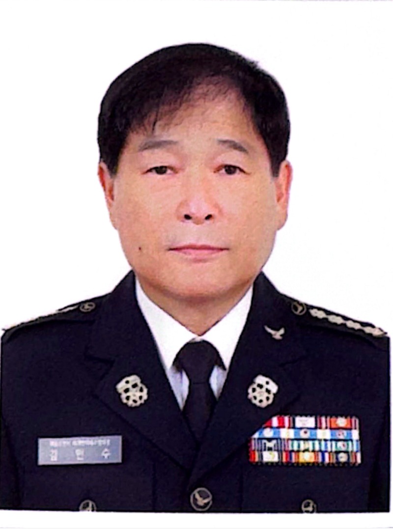 13. 화개면 남성의용소방대 대장 김민수.jpg